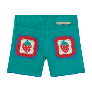 Shorts in denim con ricamo fragola